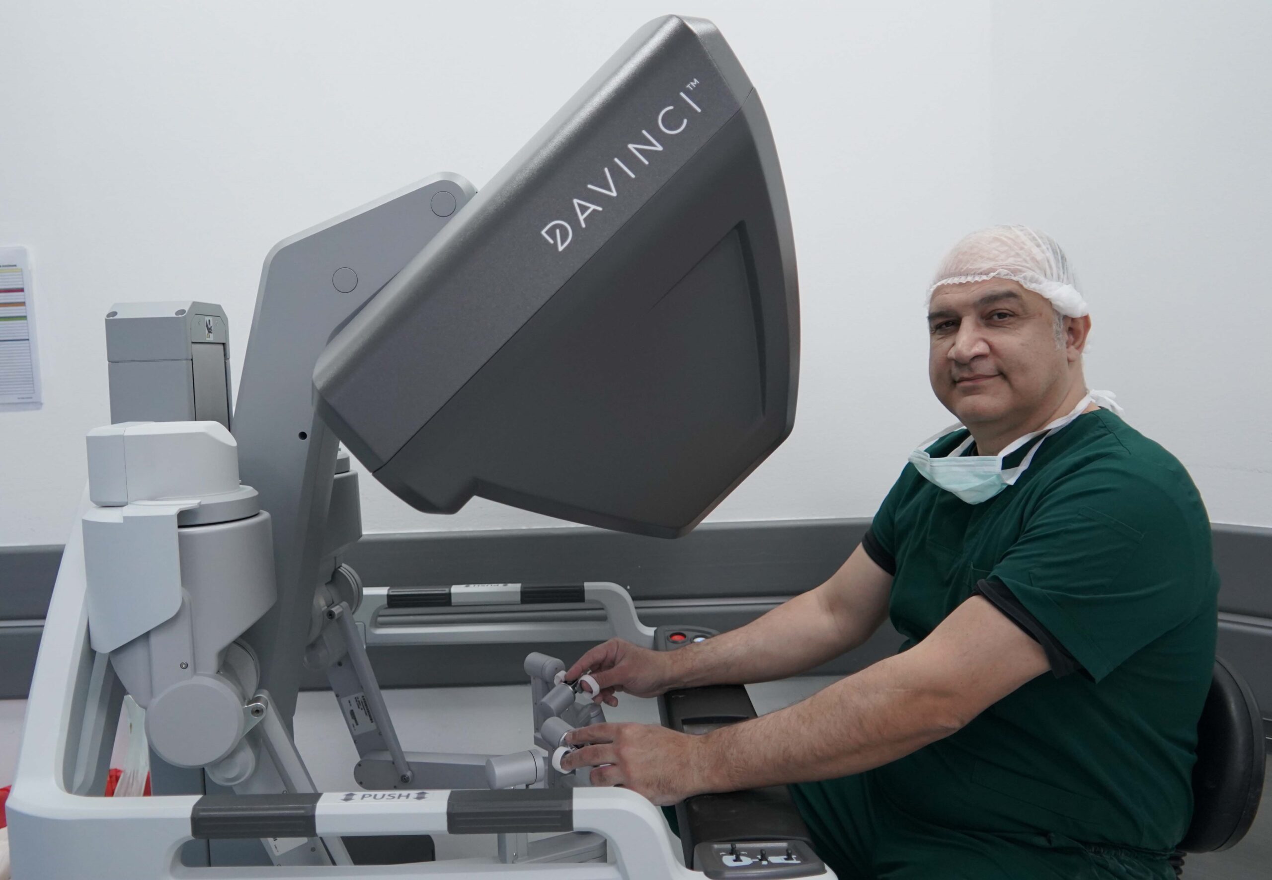 robotik cerrahi teknolojisi
