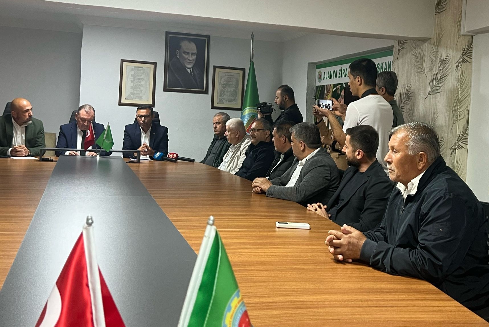 Alanya’da tropikal meyve üreticileri birliği kuruldu