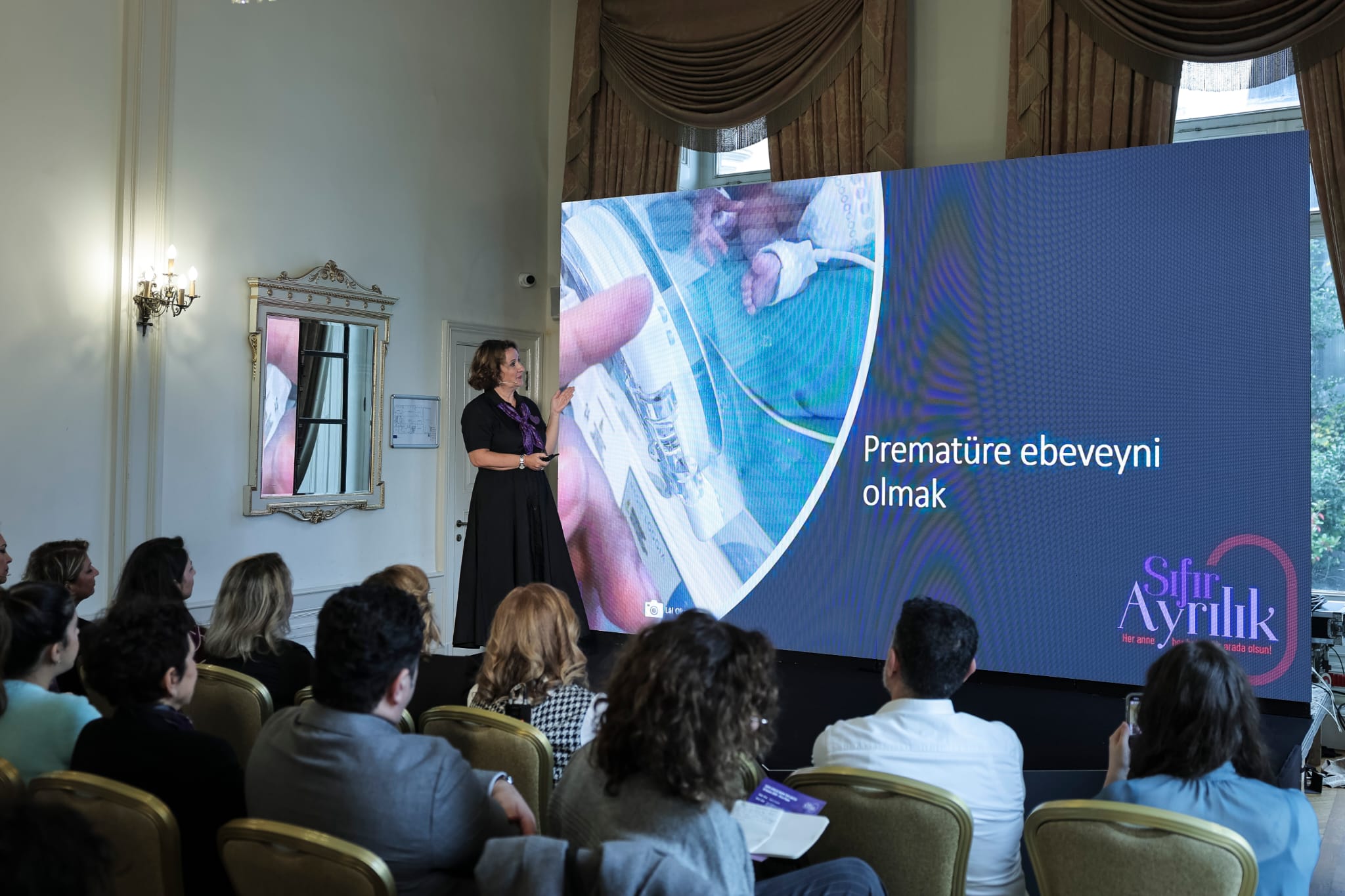 Prematüre bebekler için aile dostu yoğun bakım